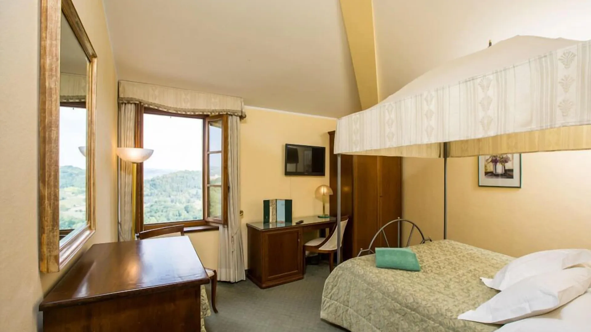 Hotel Villa San Lucchese Poggibonsi
