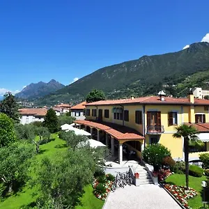Kinzica 4* Sale Marasino